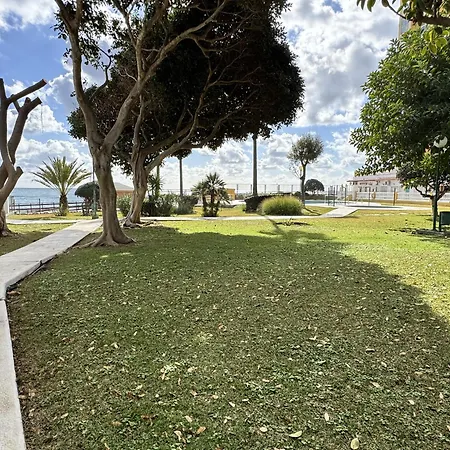 Beachfront ,the View Calahonda, Panoramic Sea Views Apartment