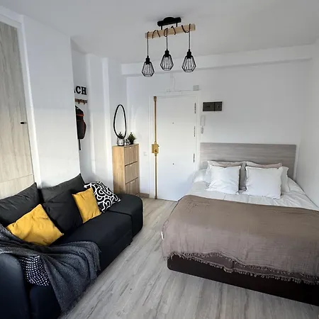 Beachfront ,the View Calahonda, Panoramic Sea Views Apartment